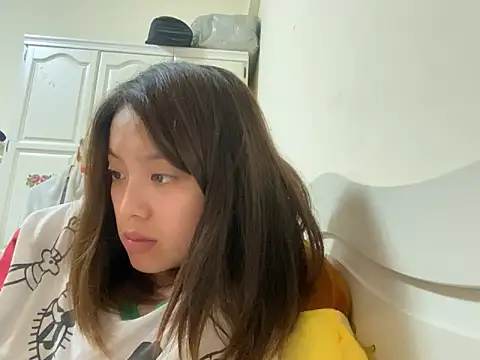 ladypaggy online show from March 6, 2025, 3:45 pm