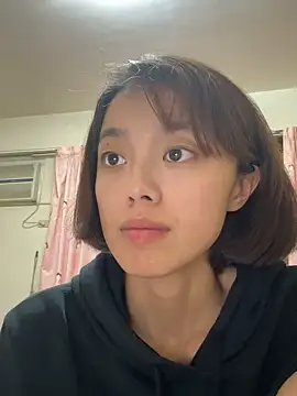 ladypaggy online show from March 22, 2025, 5:31 pm