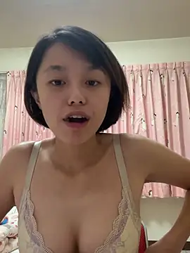 ladypaggy online show from February 10, 2026, 1:48 pm