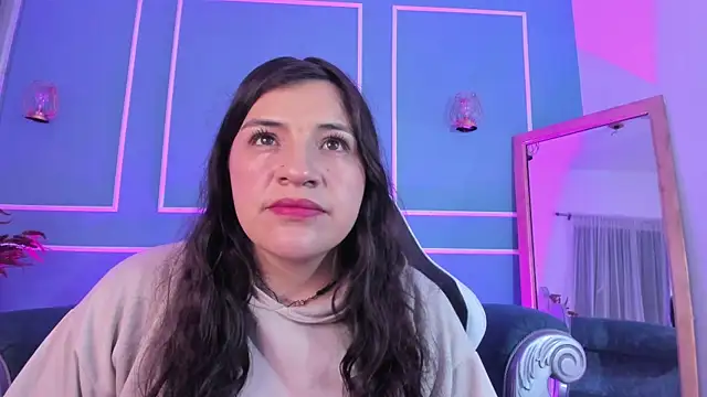 TaraTaylorr online show from October 14, 2025, 2:12 am