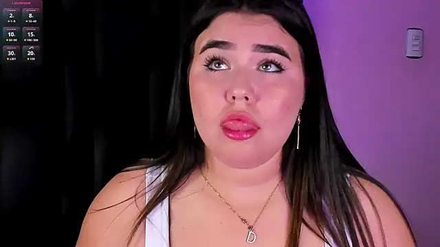 MadissonLee   online show from October 28, 2025, 7:27 pm