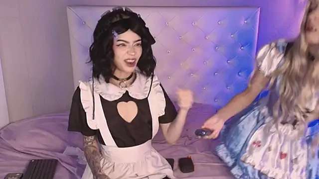 Snapshot of _mollycrystal chatting on January 8, 2026, 7:32 am mollycrystal online show from January 8, 2026, 7:32 am