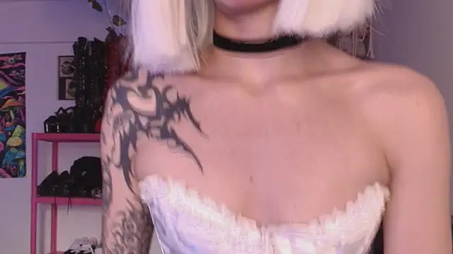 Snapshot of _mollycrystal chatting on March 19, 2026, 11:25 am mollycrystal online show from March 19, 2026, 11:25 am