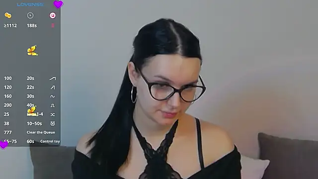 Miss Vic online show from March 17, 2025, 7:48 pm