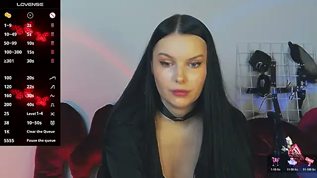 Miss Vic online show from November 19, 2025, 3:12 pm