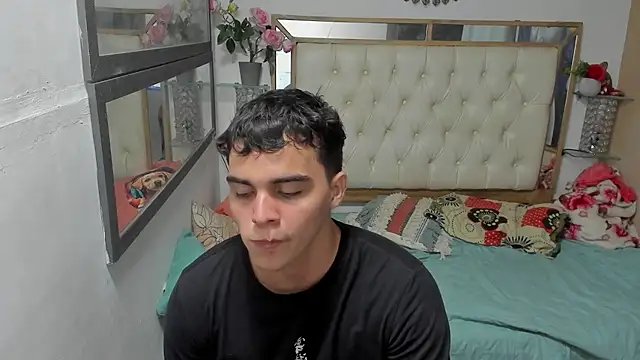 heiker  online show from November 7, 2025, 3:06 am