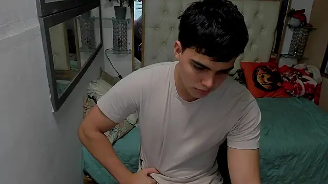 heiker  online show from November 17, 2025, 2:28 am