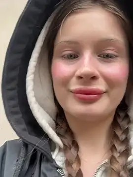 melicious  online show from March 5, 2025, 10:00 am