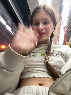 melicious  online show from March 7, 2025, 4:11 pm