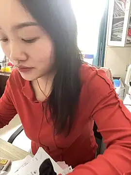 pangtouyubb online show from April 18, 2026, 4:27 am