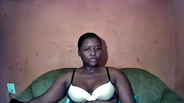 sexyhips2001 online show from March 7, 2025, 7:05 pm