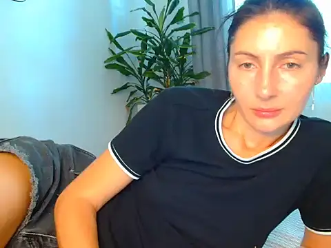 Irina9793 online show from June 21, 2026, 6:38 am