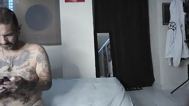  little blake online show from April 24, 2026, 8:33 pm