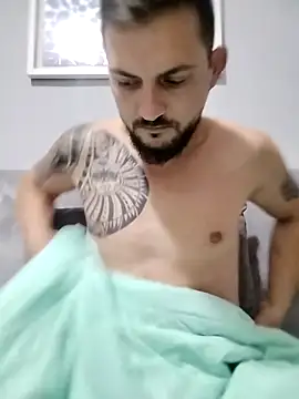 iurinicola online show from November 18, 2025, 10:36 pm