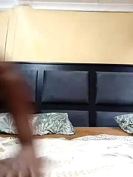 JuicyMilkyTizzy online show from March 6, 2026, 8:44 am