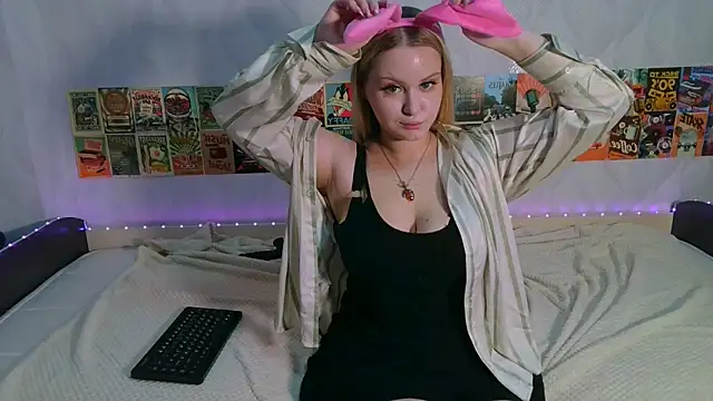 Beatrice 7 online show from March 8, 2025, 9:50 am