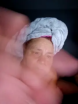 SpnzTnT online show from September 16, 2025, 3:51 am