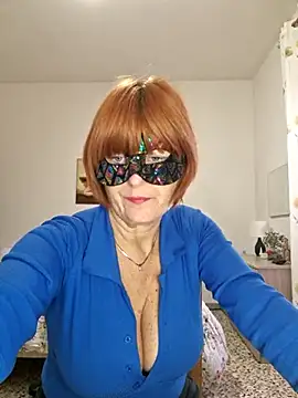 Gattina74 online show from November 18, 2025, 9:25 am