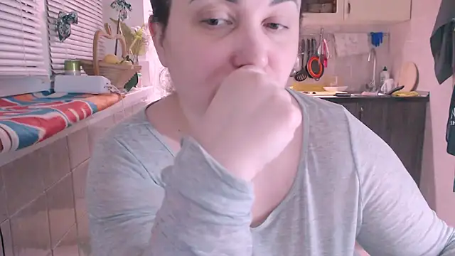 SoftLia online show from February 1, 2025, 5:37 pm