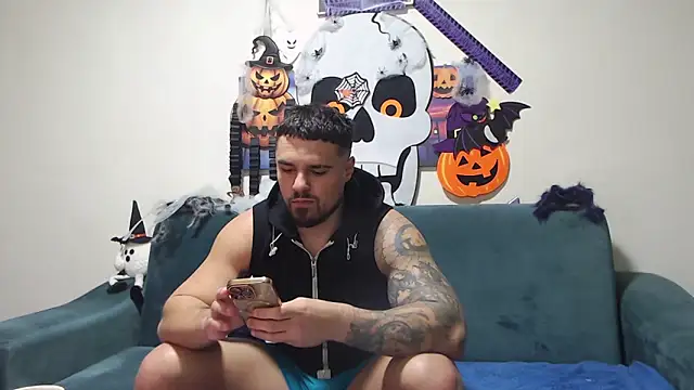 Tiberius hunk online show from November 9, 2025, 2:59 pm