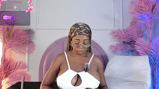 Hanaahquinn online show from April 4, 2026, 11:40 am