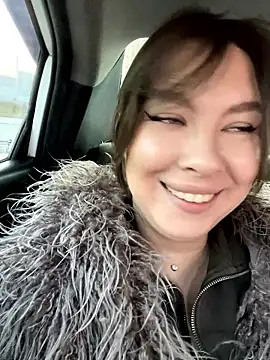 HannaJohnson online show from November 20, 2025, 5:40 am