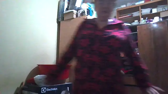 Queen-Elizabeth-25 online show from March 8, 2025, 7:31 pm