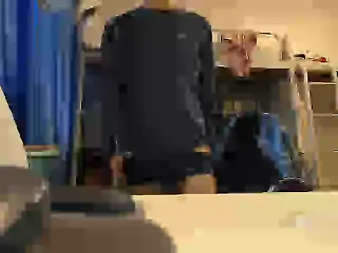 kiwibridy2 online show from September 16, 2025, 4:35 am