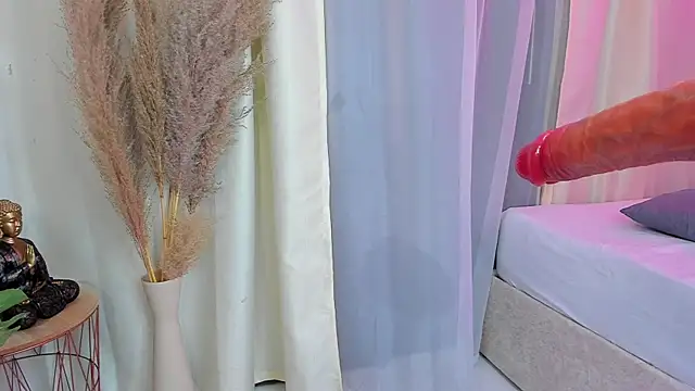 im hanna1 online show from November 28, 2025, 8:00 pm