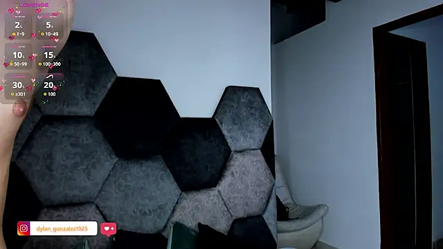 Dylan Turnerr online show from September 9, 2025, 9:03 pm