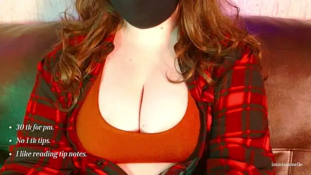 Snapshot of ImMissAmelie chatting on November 7, 2025, 12:54 am ImMissAmelie online show from November 7, 2025, 12:54 am