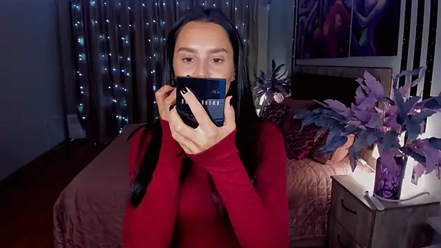 DanaSincere online show from October 29, 2025, 4:04 am