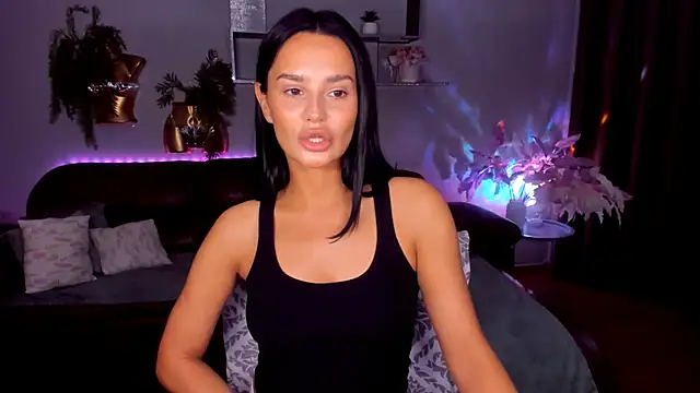 DanaSincere online show from June 8, 2026, 3:51 am