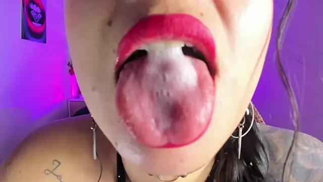 tamara rouse1 online show from October 16, 2025, 4:57 am