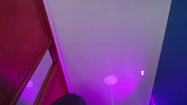 milu23   online show from October 10, 2025, 2:38 pm