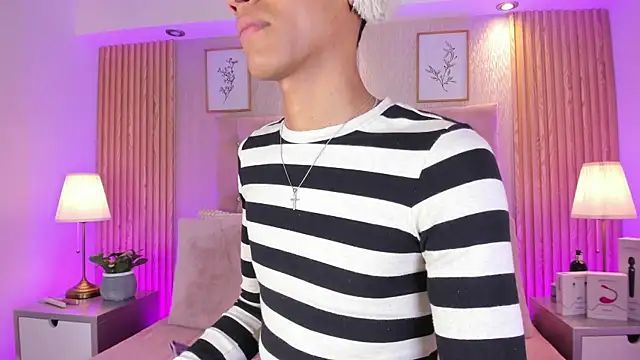 Jonas Rivers online show from July 26, 2026, 4:31 am