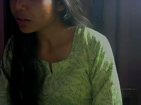 mayra89 online show from October 26, 2025, 2:45 pm