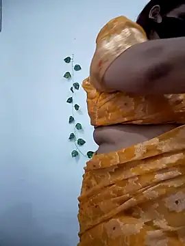 Neha-Bhabhi-Rasily online show from September 18, 2025, 5:04 pm