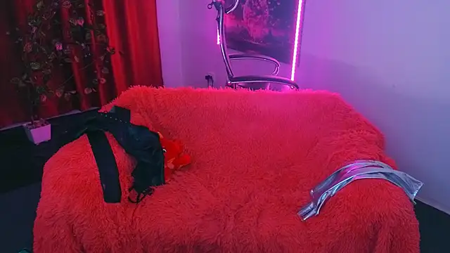 Snapshot of Miss_Alice_Silver chatting on June 5, 2026, 8:47 pm Miss Alice Silver online show from June 5, 2026, 8:47 pm