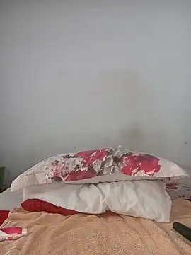 Snapshot of Missvixen81 chatting on February 21, 2026, 10:16 am Missvixen81 online show from February 21, 2026, 10:16 am