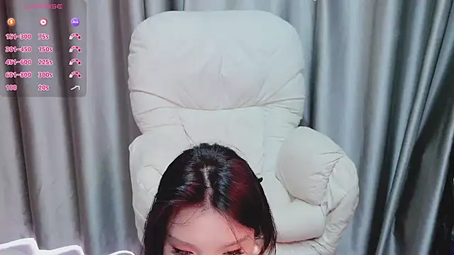 guoguo7777777 online show from March 21, 2026, 5:45 am