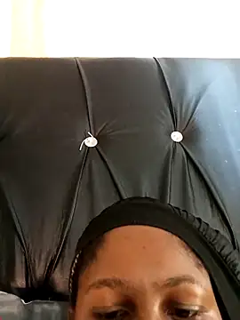 queen lovely2 online show from February 6, 2026, 8:40 am