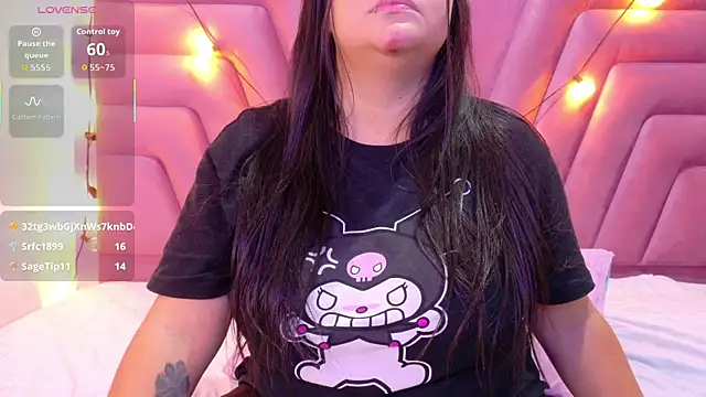 playfulcurvy online show from November 16, 2025, 7:52 pm