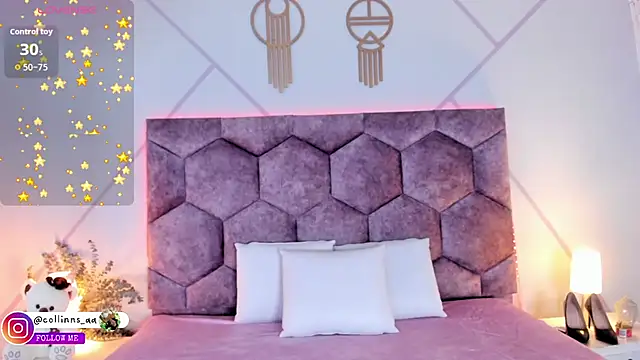 aurora collinss  online show from February 8, 2026, 12:30 pm