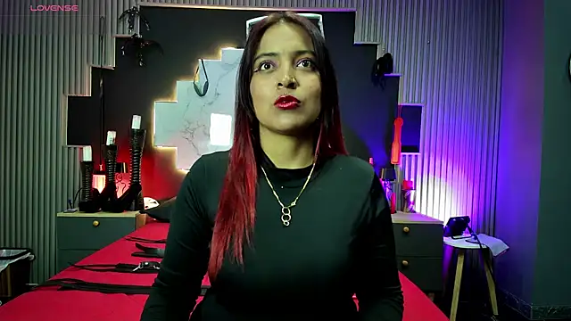 Sarah917 online show from March 18, 2025, 7:31 pm