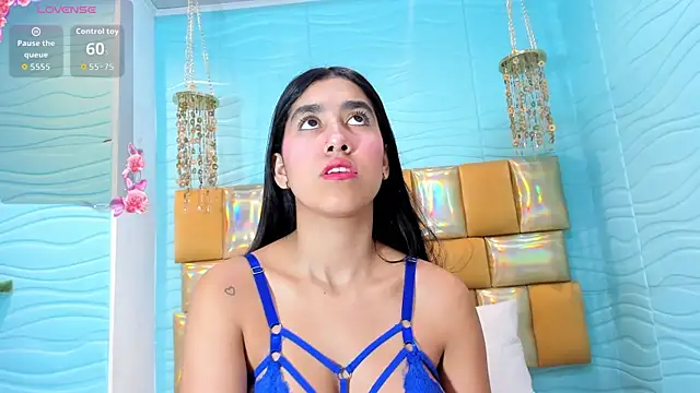 Mia Montess online show from November 4, 2025, 12:37 pm