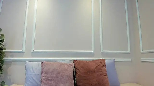 Lucy Canel online show from January 16, 2026, 6:23 pm