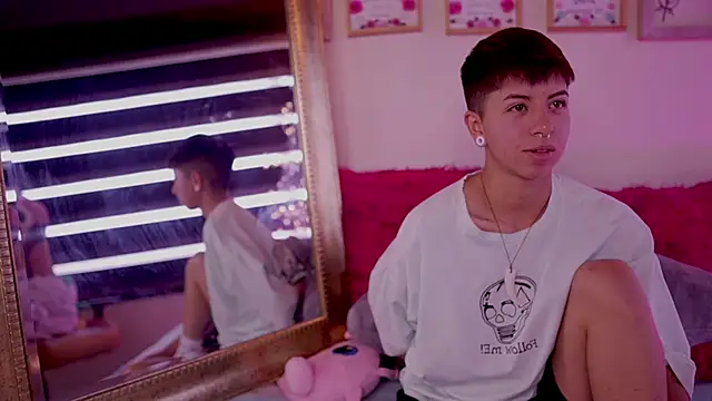 tommy blue online show from March 18, 2025, 4:04 pm