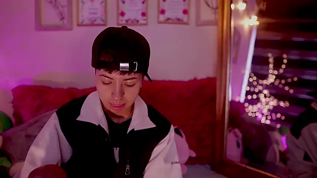 tommy blue online show from March 19, 2025, 12:34 pm