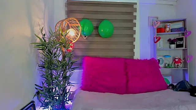 tommy blue online show from March 22, 2025, 4:37 pm